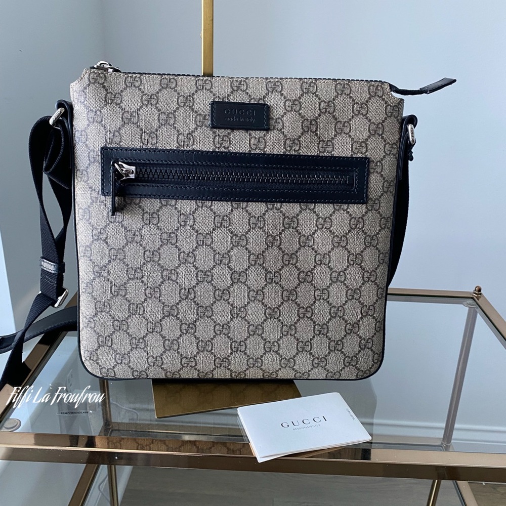 Gucci Beige and Black Signature Messenger Bag - Picture 10 of 11